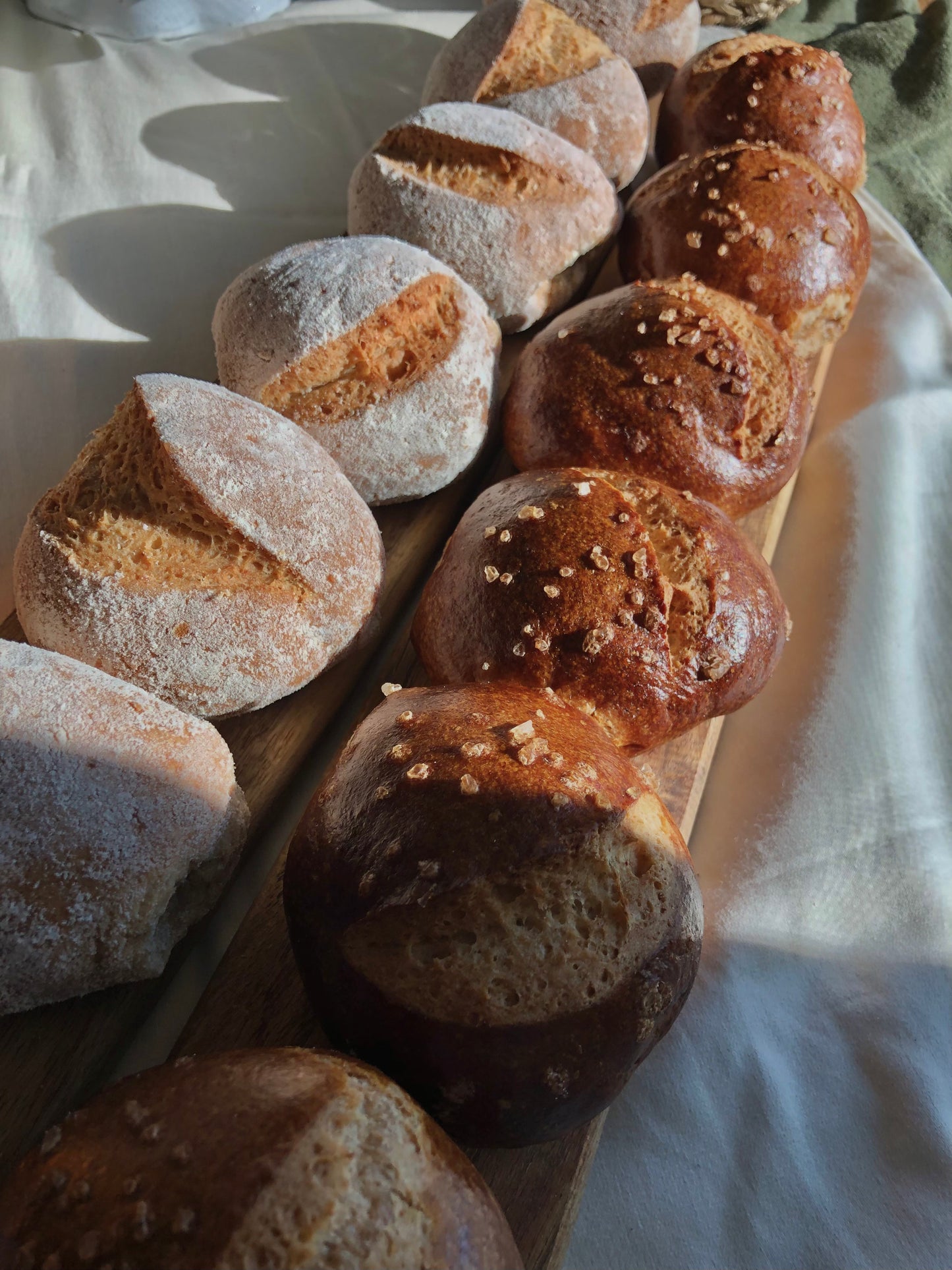 Dinner Rolls - vanfriendly